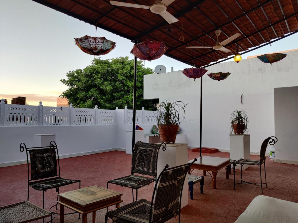 The Karauli Villa By Le Pension Stays Divisione di Divisione di Jaipur Esterno foto